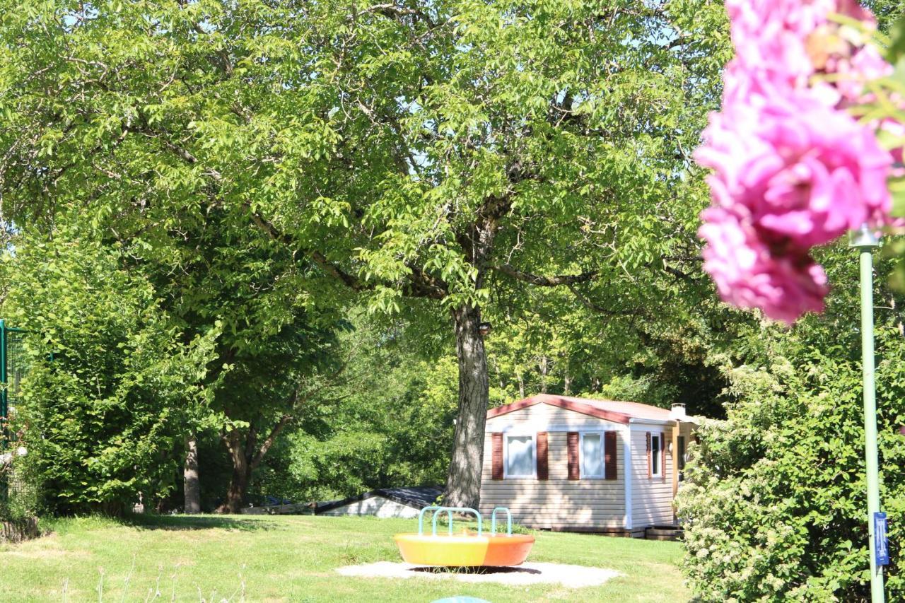 Camping Domaine De Mepillat Saint-Nizier-le-Bouchoux Екстер'єр фото