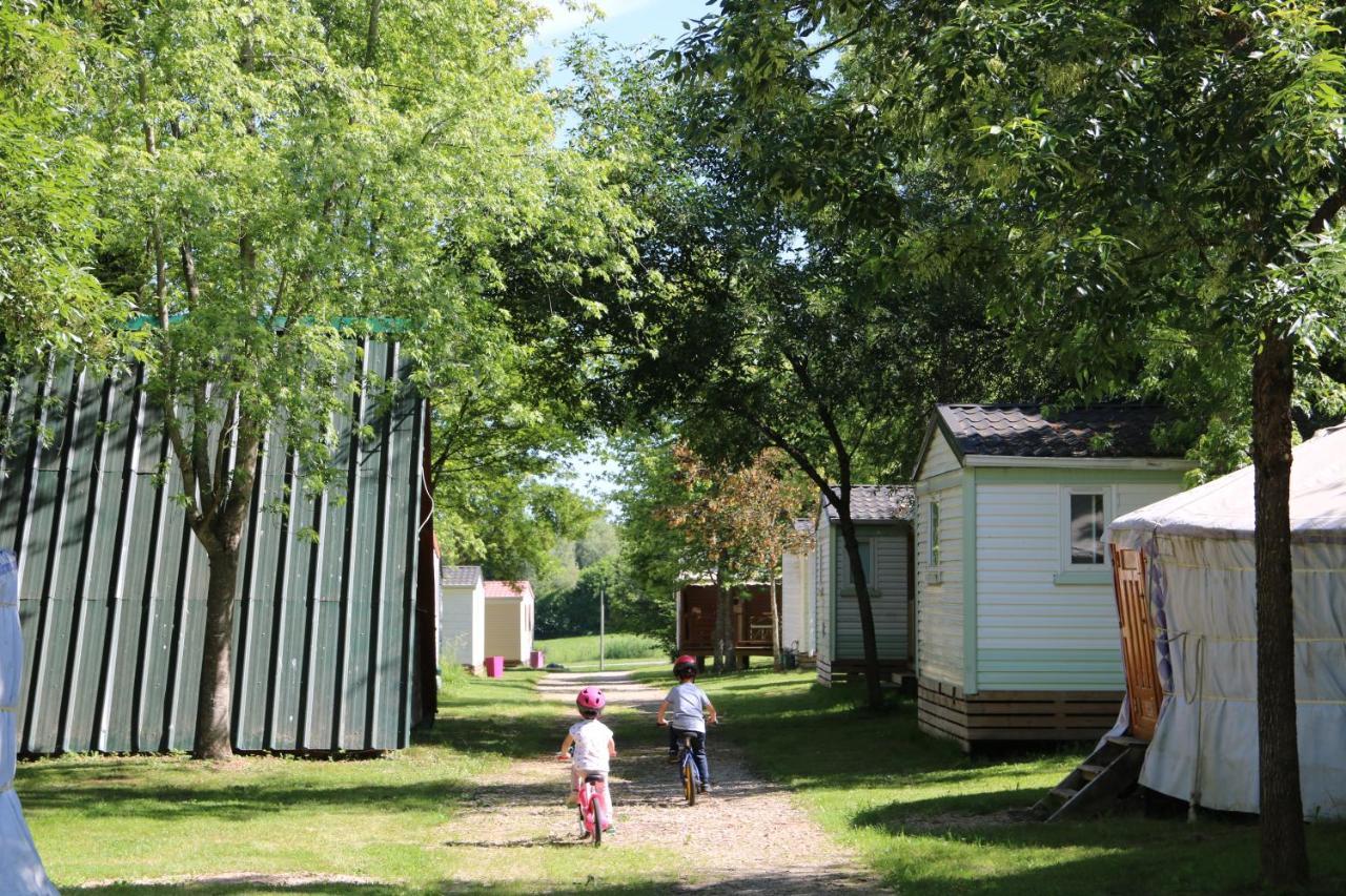 Camping Domaine De Mepillat Saint-Nizier-le-Bouchoux Екстер'єр фото