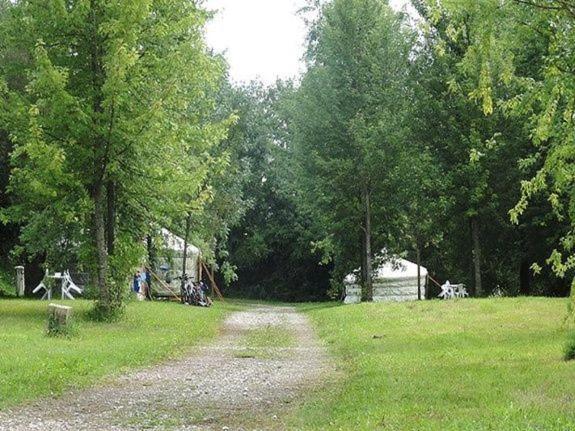 Camping Domaine De Mepillat Saint-Nizier-le-Bouchoux Екстер'єр фото
